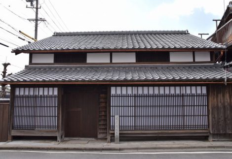 史跡芭蕉翁生家